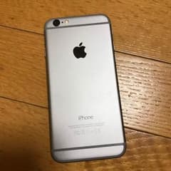 再値下げ！美品iPhone6 64GB SoftBank スペースグレーのサムネイル