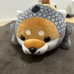 柴犬 ぬいぐるみ 兜デザイン 柴犬 ぬいぐるみ 兜デザイン - メルカリ
