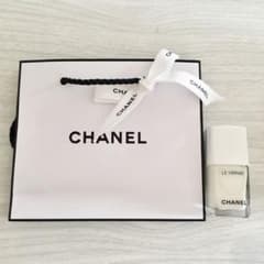 新品 CHANEL ヴェルニ ロング トゥニュ 711  ピュアホワイトのサムネイル