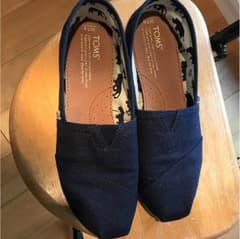 TOMS レディースのサムネイル