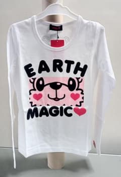 EARTH MAGIC　 長袖Tシャツ　白　 150cmのサムネイル