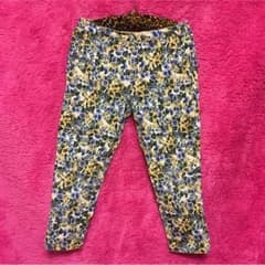 花柄パンツのサムネイル