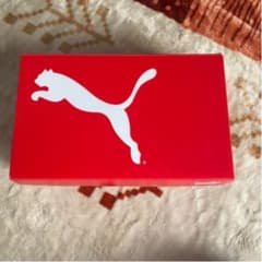 プーマ　スニーカー　箱のサムネイル