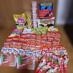①お菓子まとめ売り アミューズメント景品 - メルカリ