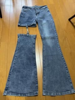 フレアパンツのサムネイル