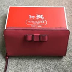 コーチ長財布のサムネイル