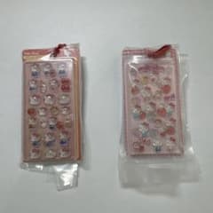 サンリオキャラクターズ ボンボンドロップミニチュアチャーム ハローキティ ① ②のサムネイル