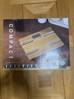 体重計　compactのサムネイル