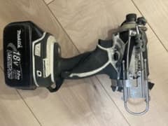 マキタ　インパクトドライバーのサムネイル