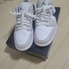 AIR　JORDAN　1　LOWのサムネイル