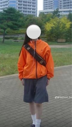 グレー ショーツのサムネイル
