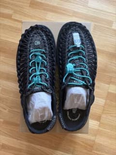 【新品未使用】KEEN UNEEK atmos Jade Remix 28cmのサムネイル
