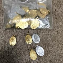 スイス ネックレス 神様？のサムネイル