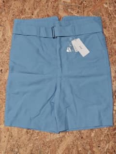 ☆新品☆URBAN RESEARCH ベルトハーフパンツのサムネイル
