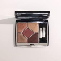 Dior サンククルールクチュール 689のサムネイル