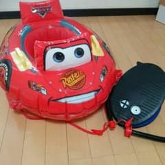 カーズ 浮き輪のサムネイル