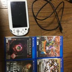 psvita本体&カセット4つのサムネイル
