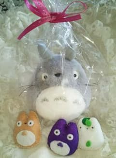 ♥トトロぬいぐるみ(小)&ヘアゴム(3個)セット!(*^^*)(未使用)のサムネイル