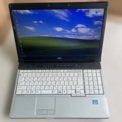 ☆格安美品WinXP☆富士通15.6インチ HD+高解像度ビジネスノートPC