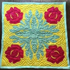 ロケラニの花のハワイアンキルトのサムネイル