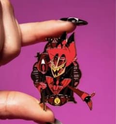 ハズビンホテル　アラスター　ピンバッジ Amazon | ハズビンホテル アラスター ピンバッジ | バッジ