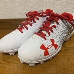 24cm アンダーアーマー　スパイクのサムネイル