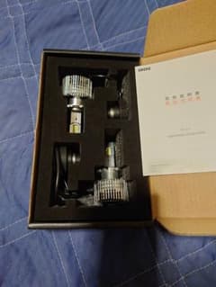 HID屋 LED ヘッドライト D2S 6500K 中古品のサムネイル