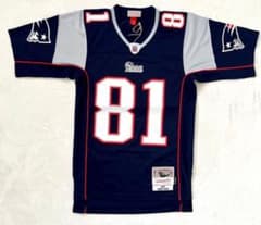 Thumbnail of NFL Jersey Patriots 2007 Randy Moss