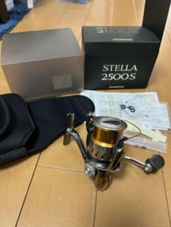 SHIMANO STELLA 2500S スピニングリールのサムネイル