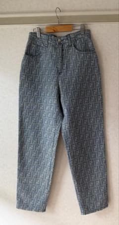 み*こ様 ヴィンテージFENDI jeans★ズッカ柄ジレ42 FENDI jeans ズッカ柄 デニム ヴィンテージ - メルカリ