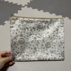 大きめポーチのサムネイル