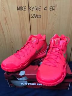 【最終値下】NIKE カイリー 4 EP RED CARPET 29㎝のサムネイル