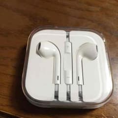 iPhone5 正規品イヤホンのサムネイル
