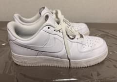 nike AirForce1のサムネイル