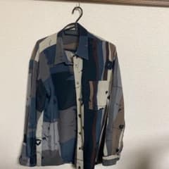 バレンシアガ　シャツのサムネイル