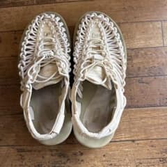 KEEN Uneek アウトドアサンダル 24センチのサムネイル