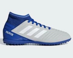 ゆりのは様専用   adidasプレデター サッカートレシュー 24cmのサムネイル