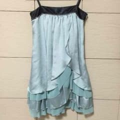 《値下げ中》パーティドレスのサムネイル