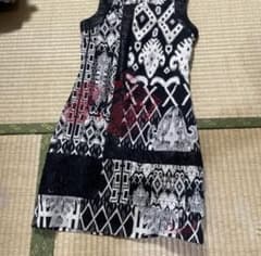 used 秋物　デシグアルワンピースのサムネイル
