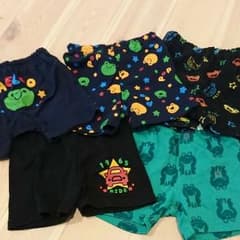 ショートパンツのサムネイル