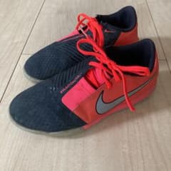 NIKE ナイキ　トレーニングシューズ　サッカーのサムネイル