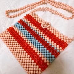 【値下げ】Dear sisterhood ビーズバッグのサムネイル
