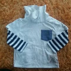 タートルネックTシャツのサムネイル
