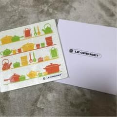 ルクルーゼ カッティングボードのサムネイル