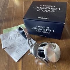 SHIMANO シマノ オシアジガー 4000HG 箱・説明書付き　ベイトリールのサムネイル