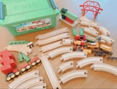 BRIO Farm & Train Set 33801 - メルカリ