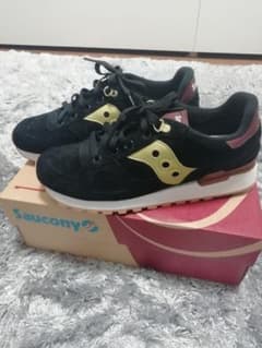 サッカニー　スニーカー　黒　sauconyのサムネイル