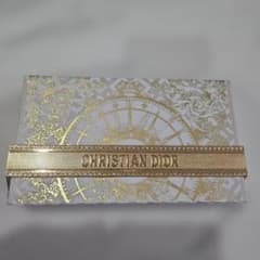 Dior エクランクチュールマルチユースパレット クリスマス限定のサムネイル
