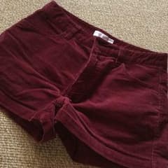 ショートパンツのサムネイル