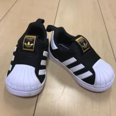 adidas アディダス スニーカー　ジュニアのサムネイル